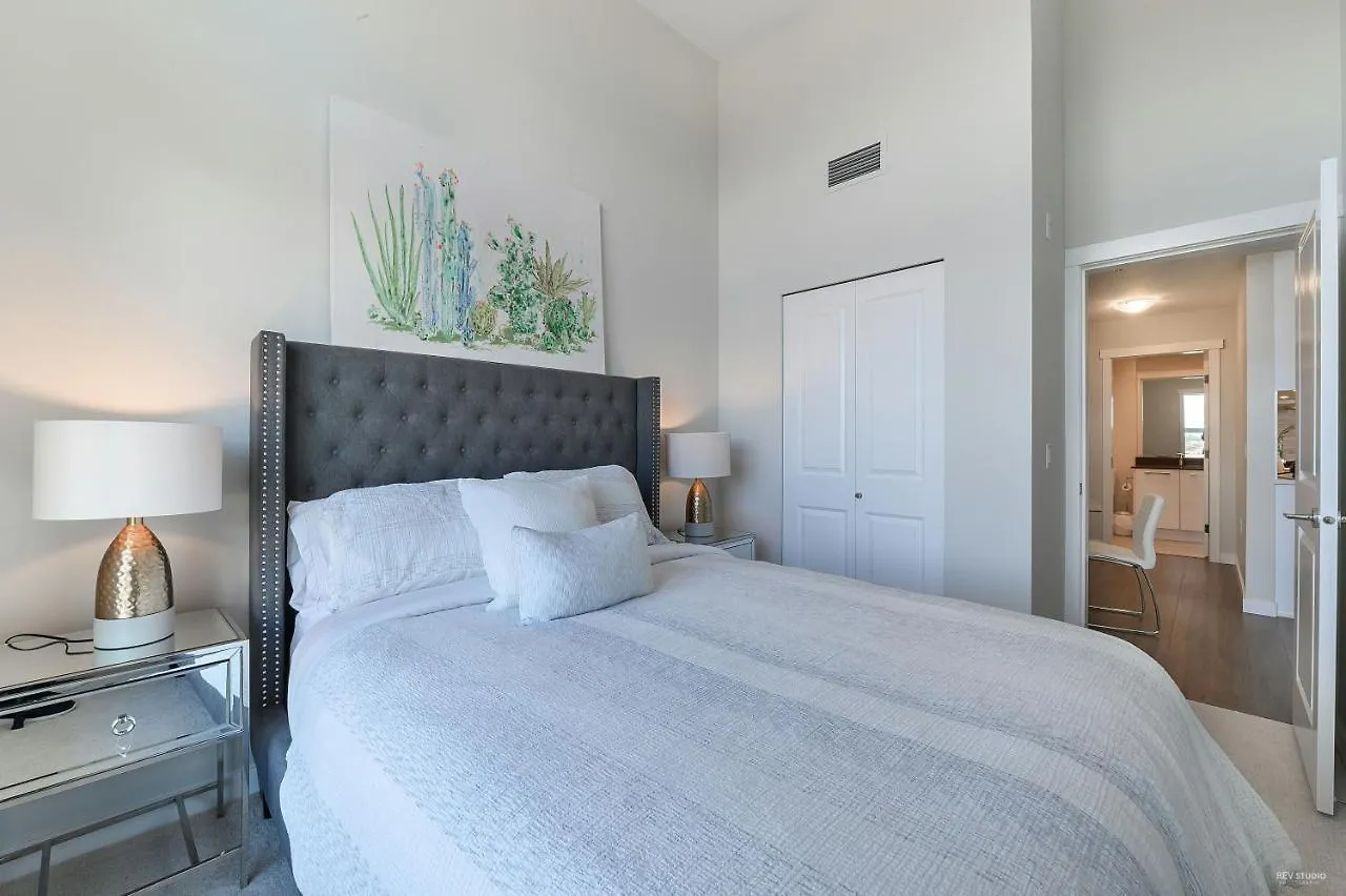 Aries Palace, Luxury Residential Condo In City Of Richmond Apartment